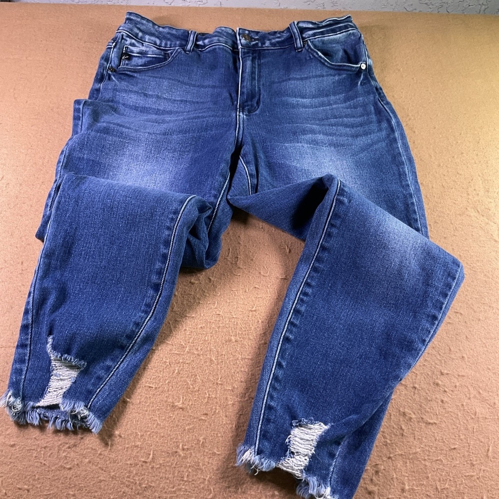 KanCan Maurices Womens Distressed Skinny Jeans Blue Medium Wash Size 16 123162